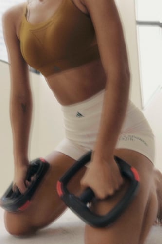 LesMills_GEN–FIT_Shapes_1654_LR LesMills_GEN–FIT_Shapes_1654_LR